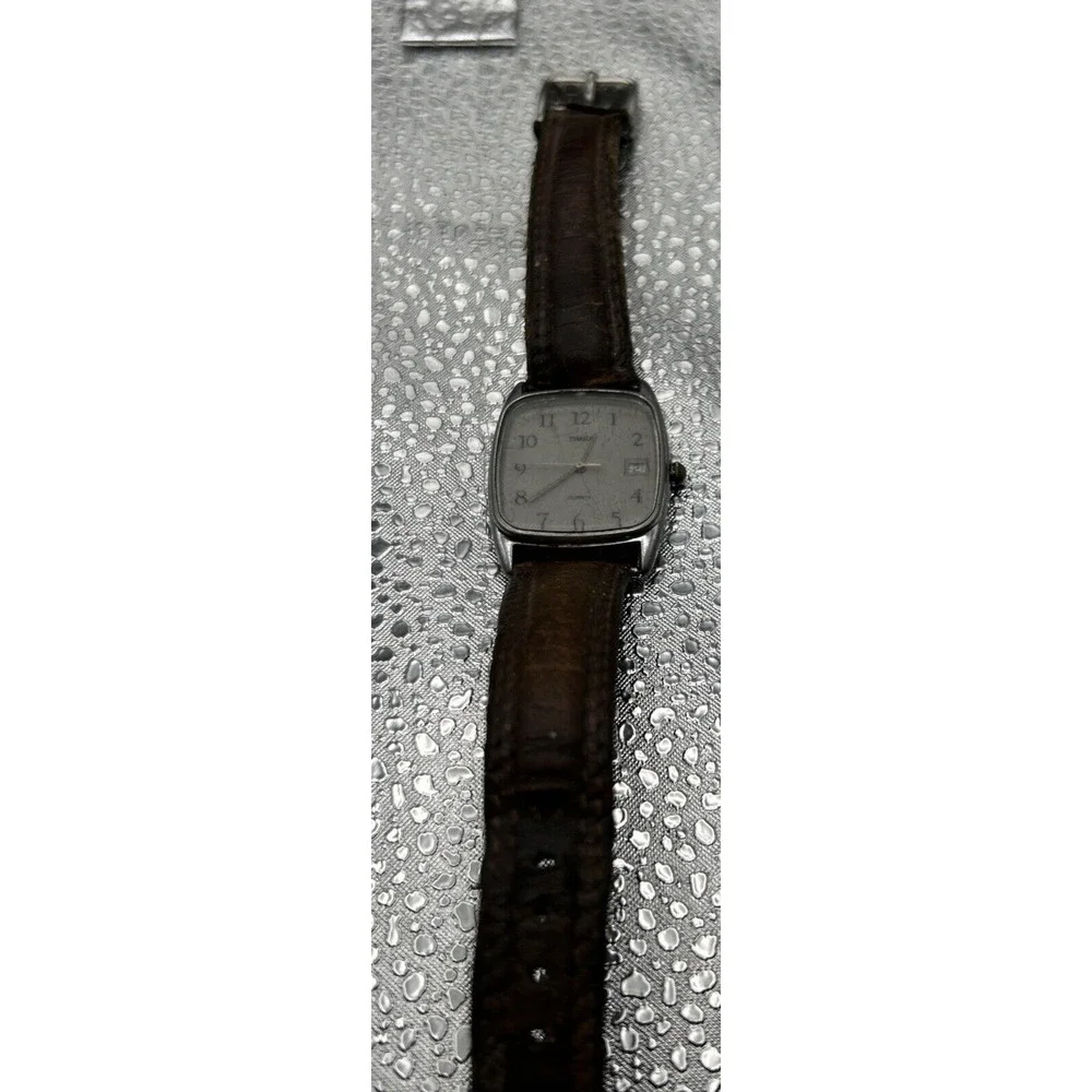 Vintage Timex Quartz l Analog Dial Watch T Cell Leather Band